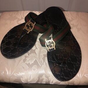 Gucci GG Logo Sandals Nero Flip Flop Flat Slide Slip On Size 7-1/2 preowned